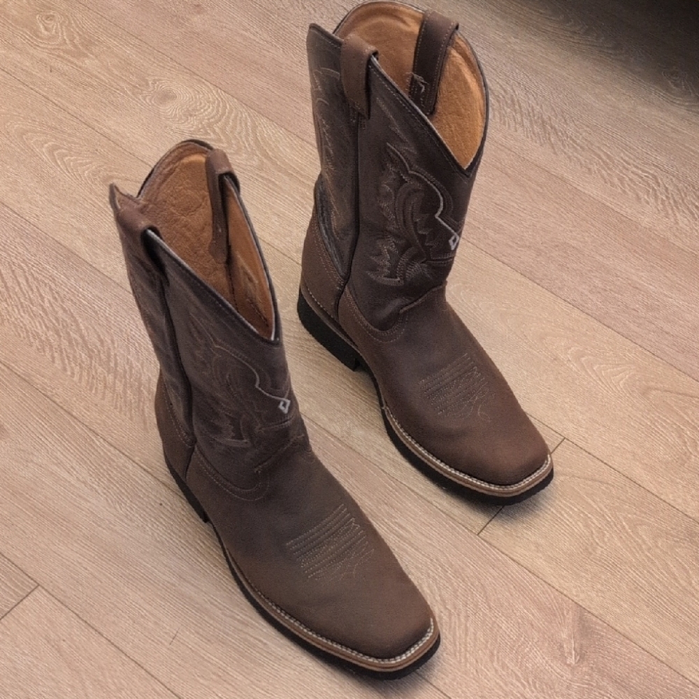 Men's Classic Brown Western Boots